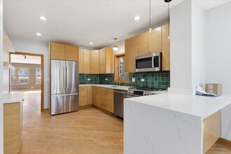 5218 N Lieb Ave, Unit 1 in Chicago, IL - Building Photo - Building Photo