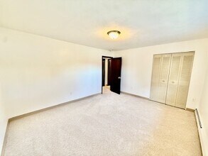 65 Woodlawn Ave, Unit 4 in Chelsea, MA - Building Photo - Building Photo