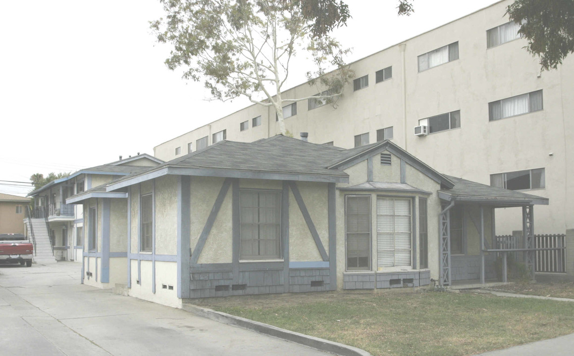 1721-1723 Park Ave in Long Beach, CA - Foto de edificio