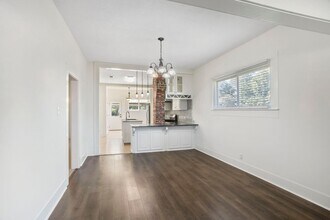 900 S Division St in Lake Charles, LA - Building Photo - Building Photo