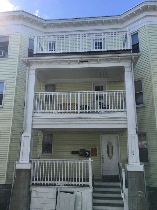 6 Alvan Terrace in Boston, MA - Building Photo