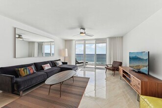 3580 S Ocean Blvd in South Palm Beach, FL - Building Photo - Building Photo