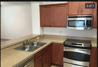 303 Blue Heron Trail in Carrollton, VA - Building Photo - Building Photo