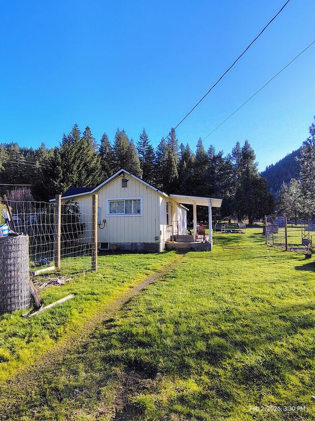 property at 5236 Buckhorn Rd