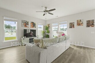 18 Pomona Cir in Savannah, GA - Building Photo - Building Photo