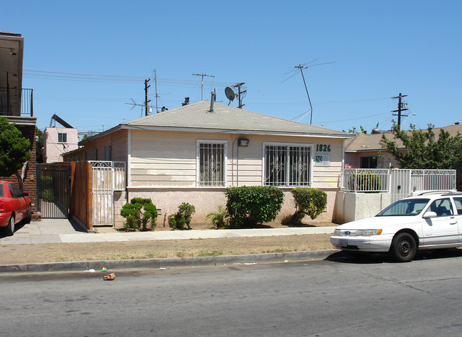 1826 Pine Ave in Long Beach, CA - Building Photo - Building Photo