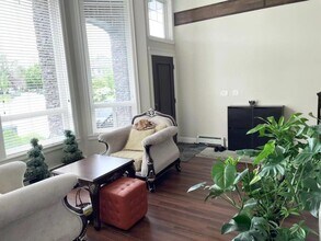 14585-1459A 59A Ave in Surrey, BC - Building Photo - Building Photo