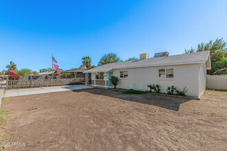 1325 E Don Carlos Ave in Tempe, AZ - Building Photo - Building Photo