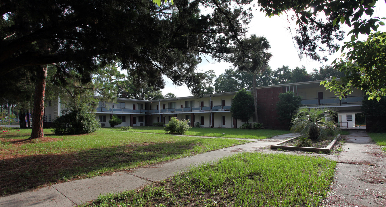 Alderman Apartments in Jacksonville, FL - Building Photo