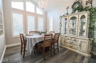 2237 Fiero Dr in Las Vegas, NV - Foto de edificio - Building Photo