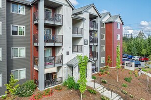 Redmond Ridge in Redmond, WA - Building Photo