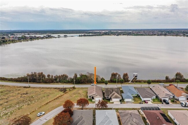 812 Marcia Loop in Winter Haven, FL - Building Photo - Building Photo