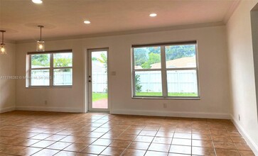 622 SW 6th St in Hallandale Beach, FL - Building Photo - Building Photo