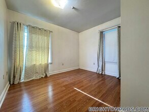 8 Glencoe St in Boston, MA - Building Photo - Building Photo