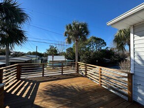 230 Christmas Tree Ln in Panama City Beach, FL - Building Photo - Building Photo