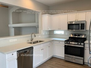 8936 Attic Grace Ave in Las Vegas, NV - Foto de edificio - Building Photo