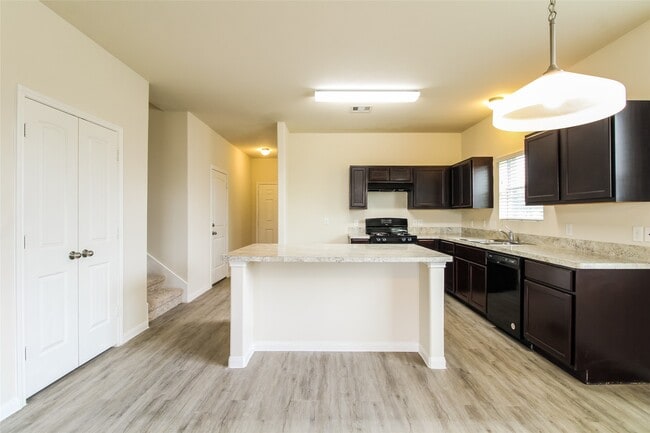 9 Lavida Ct in Manvel, TX - Building Photo - Building Photo