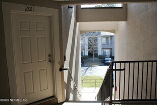 7920 Merrill Rd, Unit 2011 in Jacksonville, FL - Building Photo
