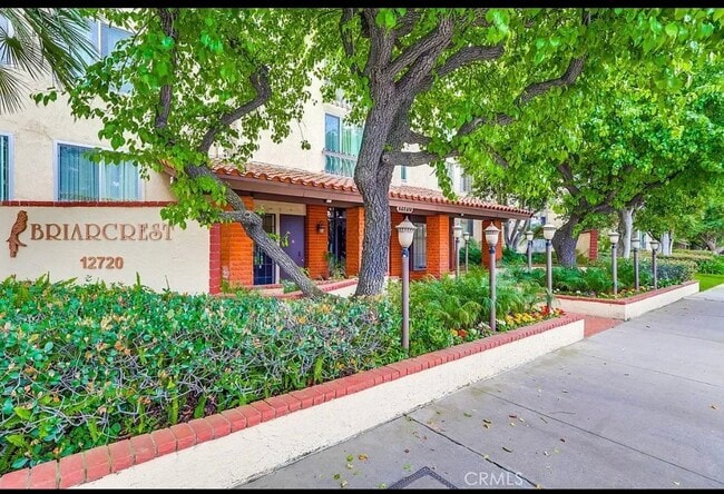 property at 12720 Burbank Blvd