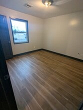 201 W 10th Ave, Unit 1 in Winfield, KS - Building Photo - Building Photo