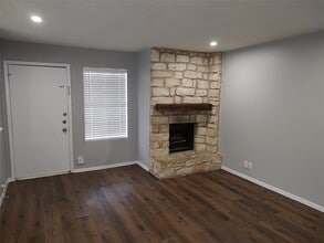 2200 Leah Cove in Austin, TX - Building Photo - Building Photo