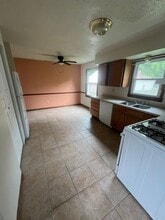 2808 Pittsburgh Ave in Erie, PA - Building Photo - Building Photo