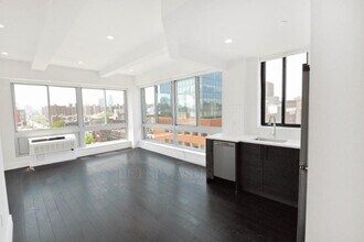2183 3rd Ave in New York, NY - Building Photo - Building Photo
