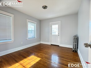 236 Foster St, Unit 2 in Boston, MA - Building Photo - Building Photo