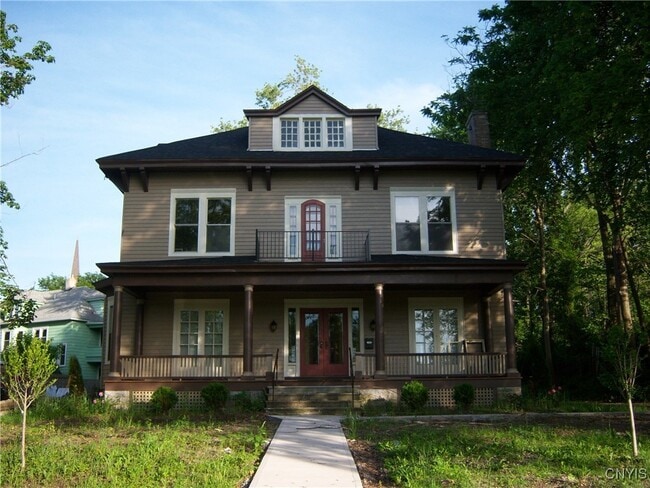 property at 1658 James St