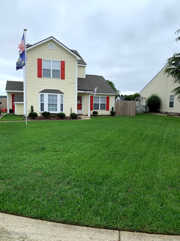 property at 4609 Honeysuckle Ln