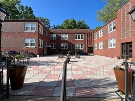 7760 Wise in Clayton, MO - Building Photo