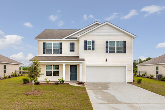 Enclave At Ridgefield in Conway, SC - Building Photo - Building Photo