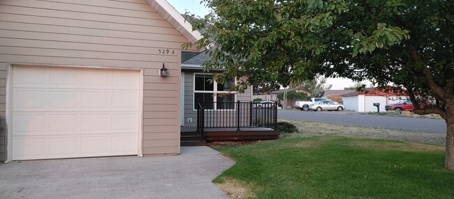 property at 529 N 14th St