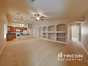 10039 W Hess St in Tolleson, AZ - Building Photo - Building Photo