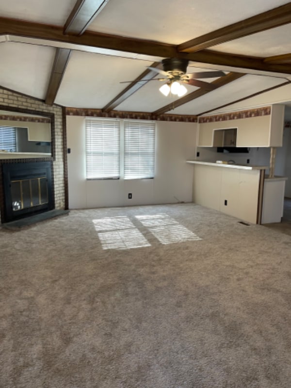 9106 OH-279 in Oak Hill, OH - Foto de edificio - Building Photo