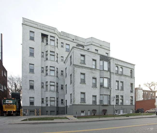 The Verona in Detroit, MI - Building Photo - Building Photo