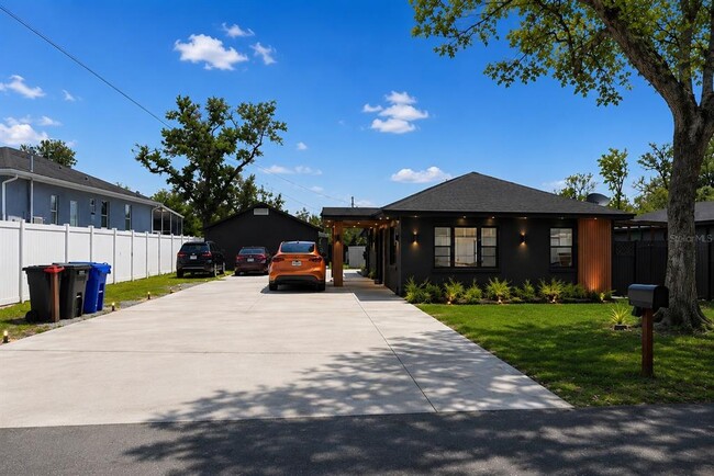 property at 3422 W Idlewild Ave