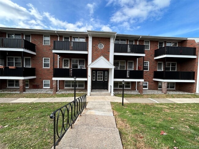 14 Francis Ave in Nyack, NY - Building Photo - Building Photo