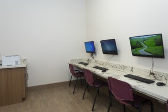 Flamingo Pines Senior 55+ in Las Vegas, NV - Building Photo - Interior Photo