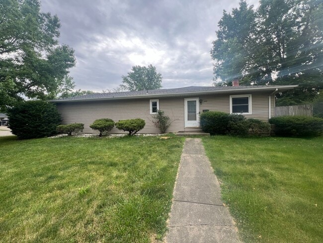 property at 201-Oxford-2600 Oxford Rd