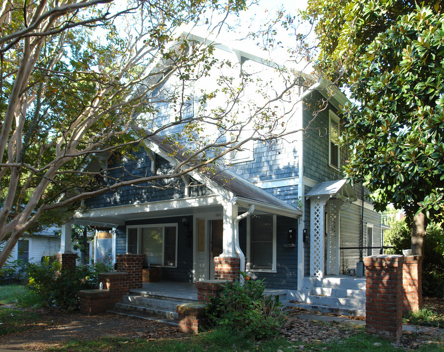 1117 Clarendon St in Durham, NC - Foto de edificio