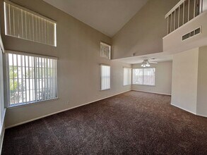 2432 Sage Pointe Cir in Las Vegas, NV - Building Photo - Building Photo
