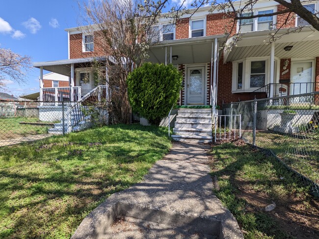 property at 2103 Jasmine Rd