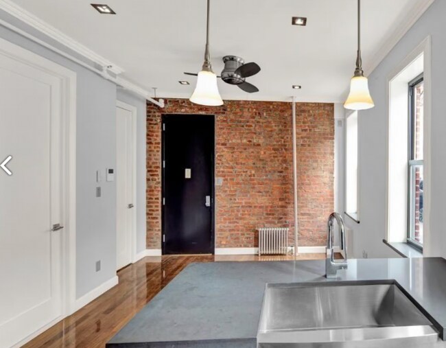 STANTON ST. in New York, NY - Building Photo - Building Photo