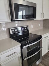 9960 Pallida Hickory Wy in Oakland, FL - Building Photo - Building Photo