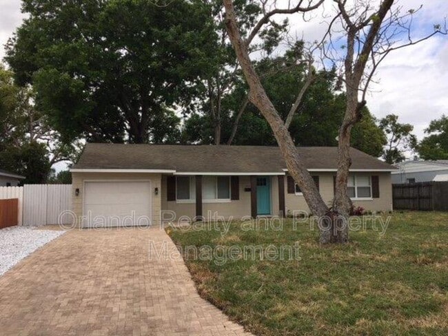 2111 Biscayne Dr in Winter Park, FL - Building Photo - Building Photo