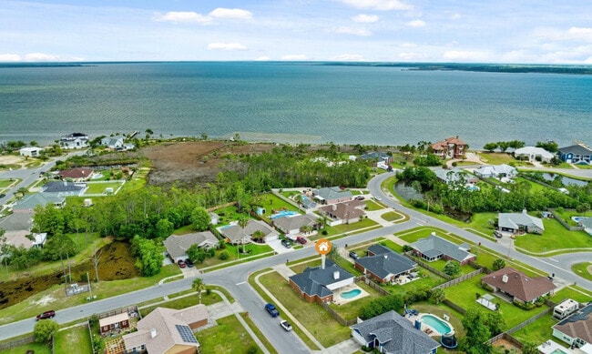 6917 Minchew Ct in Panama City, FL - Building Photo - Building Photo
