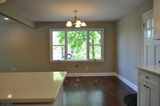 176 Yawpo Ave in Oakland, NJ - Building Photo - Building Photo