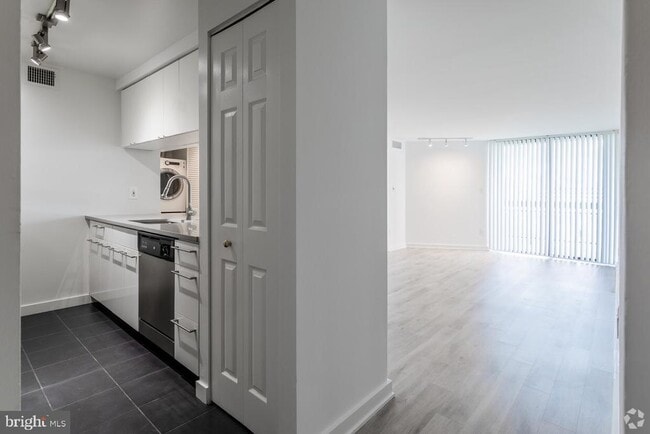 property at 601 24th St NW