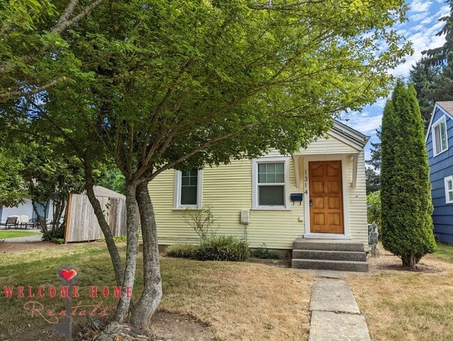 property at 1314 Eastside St NE